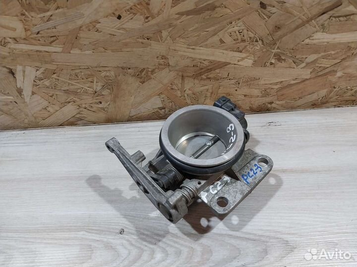 Дроссельная заслонка Renault Symbol 2 1.4 K4J