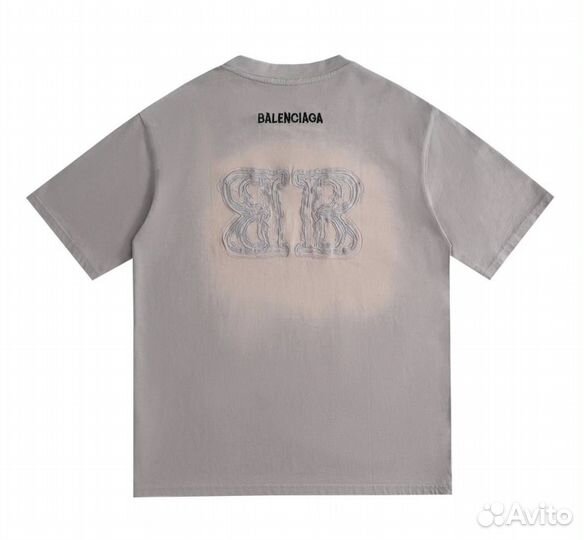 Футболка Balenciaga