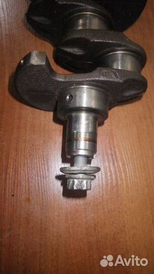 Коленчатый вал шкода 1.4MPI BXW BUD