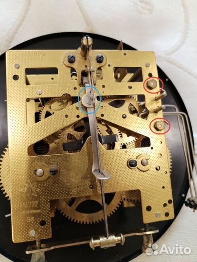 Настенные часы Junghans