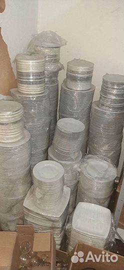 Тарелки белые для кафе ресторана