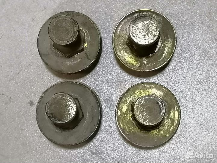 Ответная часть замка двери Chery Amulet A15