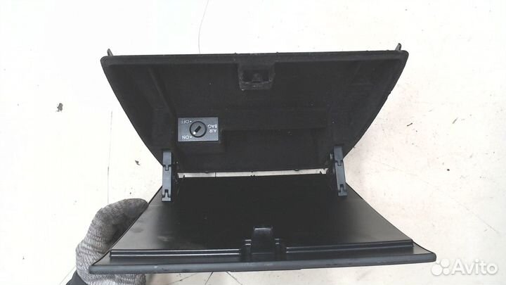 Бардачок Volkswagen Sharan