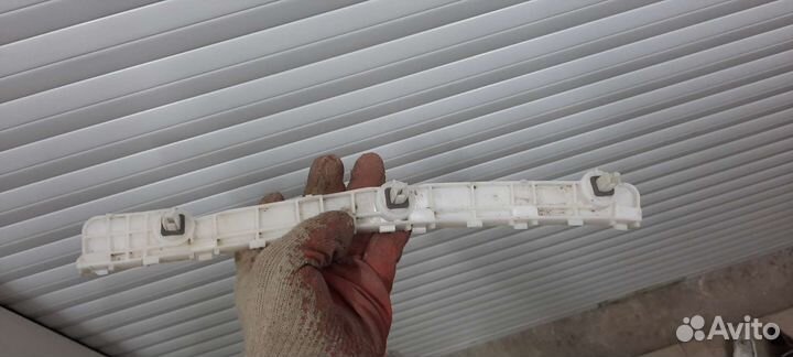 Кронш. бамп. зад Л. Mitsubishi Outlender 2 XL/2010