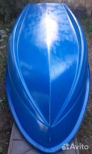 Стекло пластиковая лодка