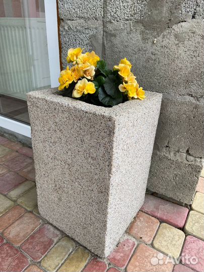 Вазоны для цветов