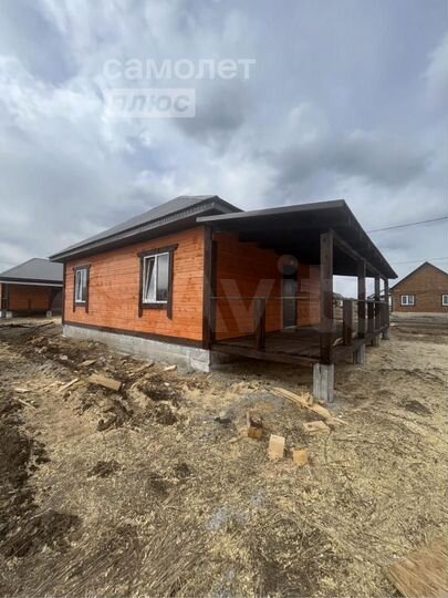 Дом 96,3 м² на участке 7,5 сот.