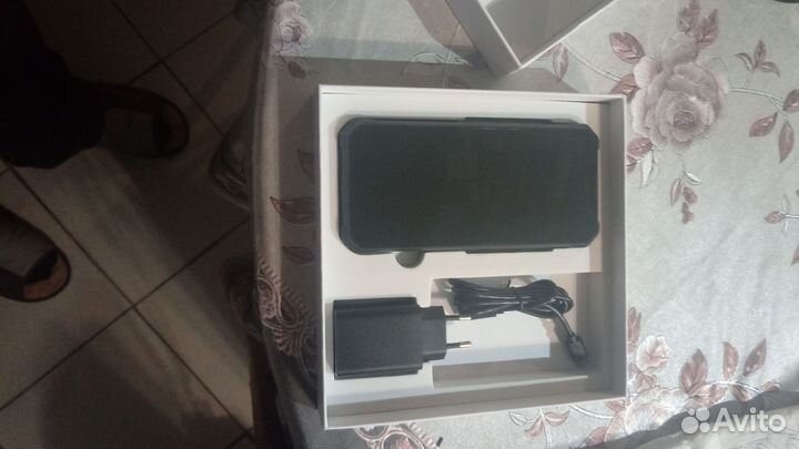 OUKITEL WP28, 8/256 ГБ