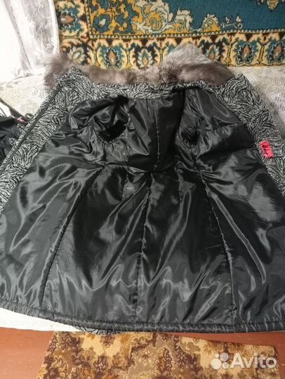 Пальто женское зимнее с воротником