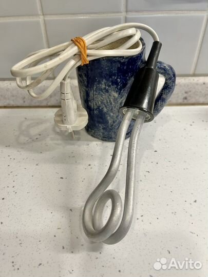 Кипятильник электрический маленький