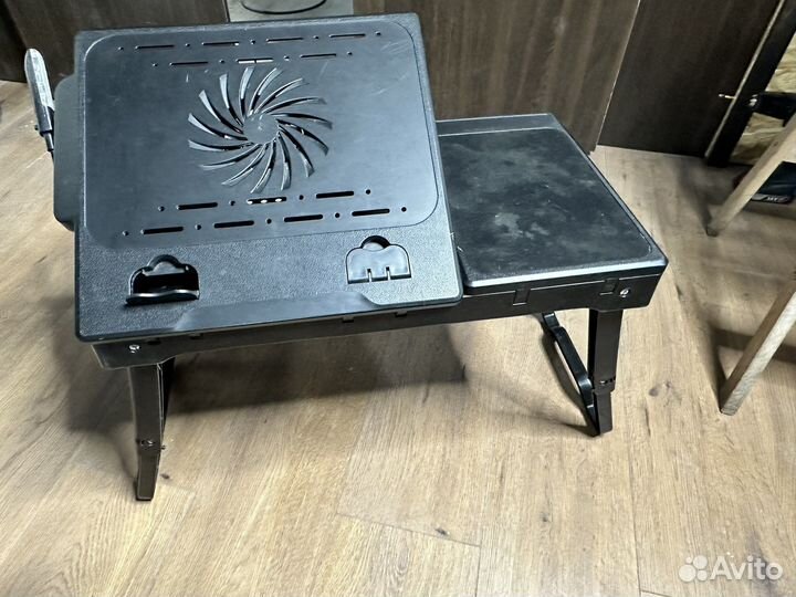 Столик с охлаждением для ноутбука складывающийся
