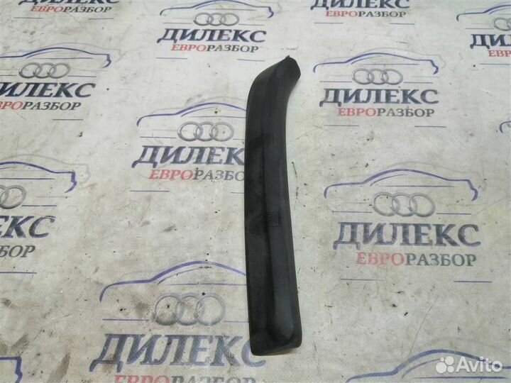 Накладка декоративная VW Touareg 2002-2010