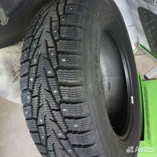 Nokian Tyres Nordman 7 SUV 215/70 R16