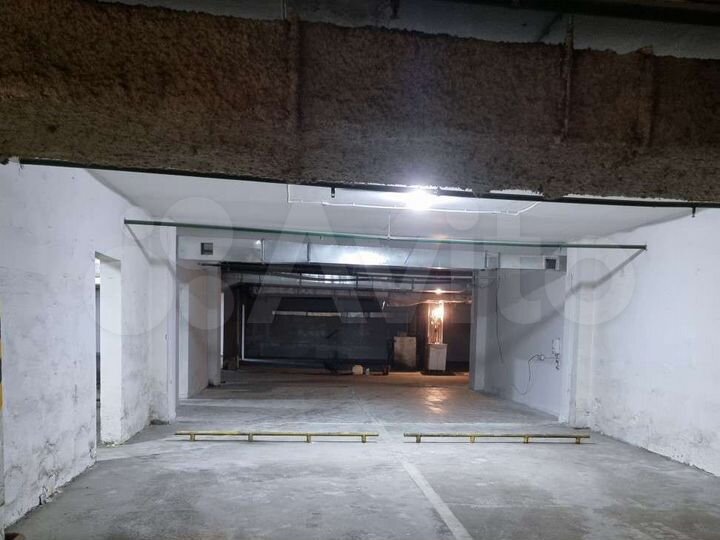 Машиноместо, 17 м²