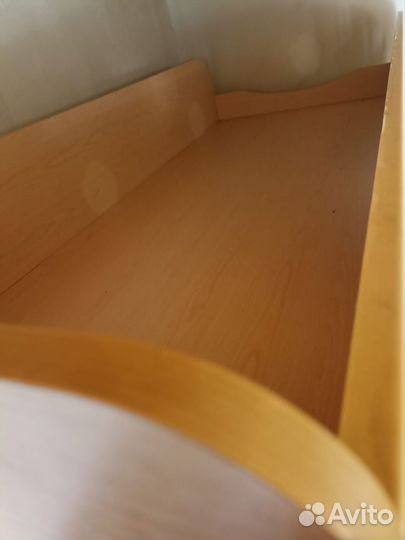 Детская кровать чердак со столом и шкафом бу