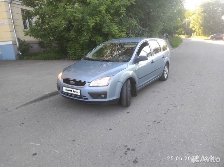 Ford Focus 1.4 МТ, 2006, 200 000 км