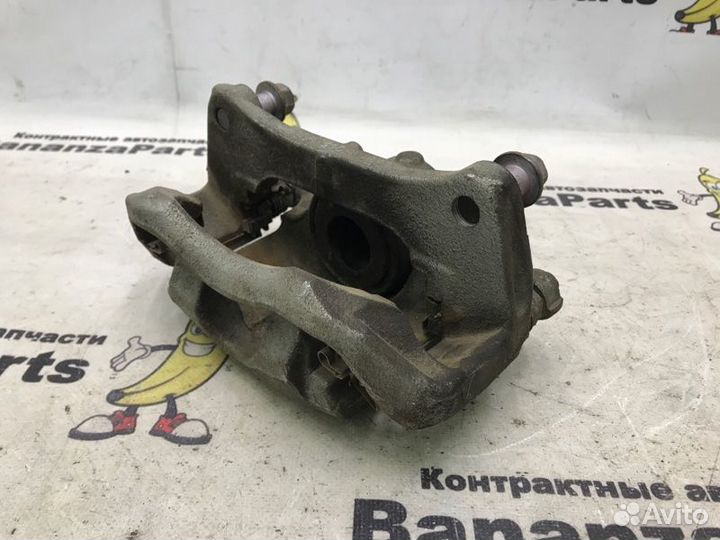 Суппорт тормозной передний правый Mazda 3 BM