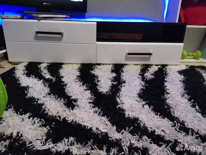 Тумба тв