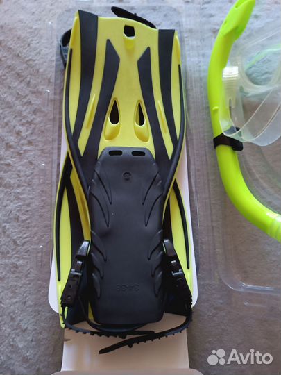 Ласты, маска и трубка