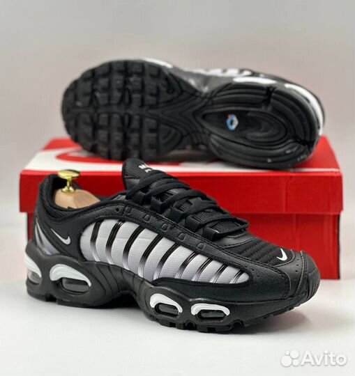 Кроссовки nike air max tailwind 4 black and white