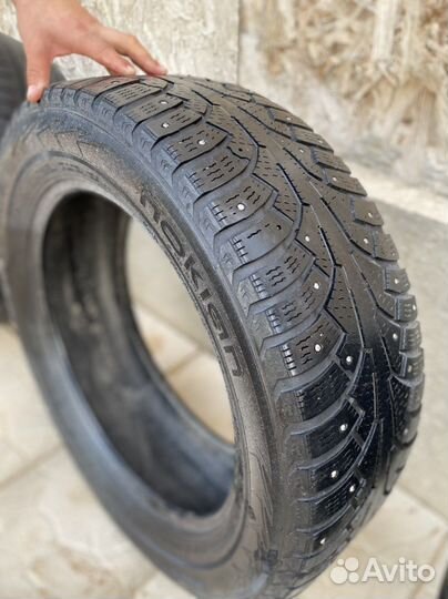 Nokian Tyres Hakkapeliitta 5 215/60 R17 100T