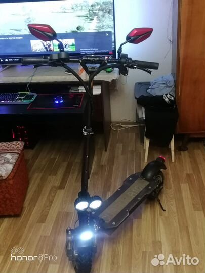 Электросамокат Curus R10