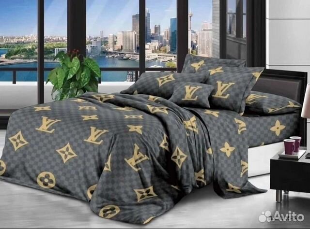 Комплект постельного белья с одеялом и подушками