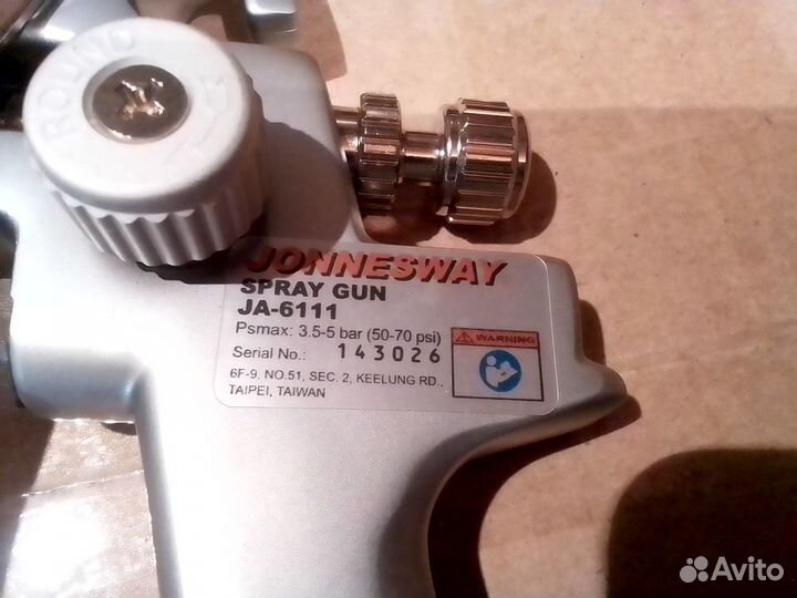 Покрасочный пистолет-Краскопульт.JA6111 Jonnesway