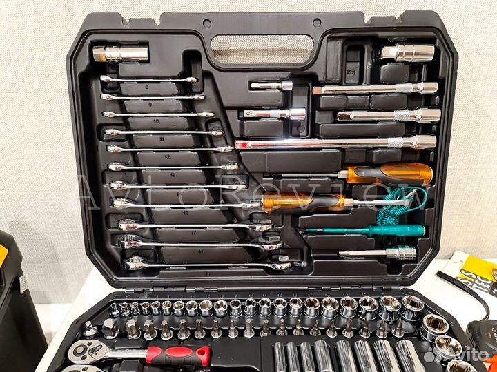 VIP набор инструментов на 121 предмет