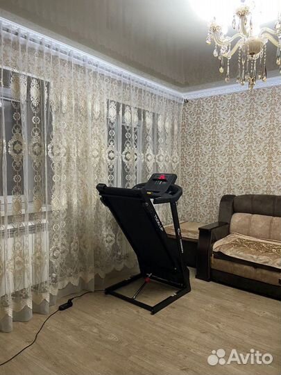 Бюджетная беговая дорожка на 120кг Carbon T506 UP