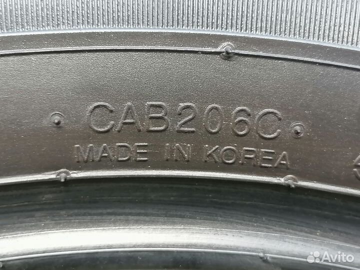 Kumho Solus KH16 225/55 R19