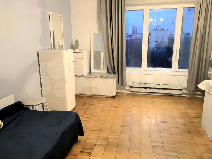 Комната 17 м² в 3-к., 8/9 эт.