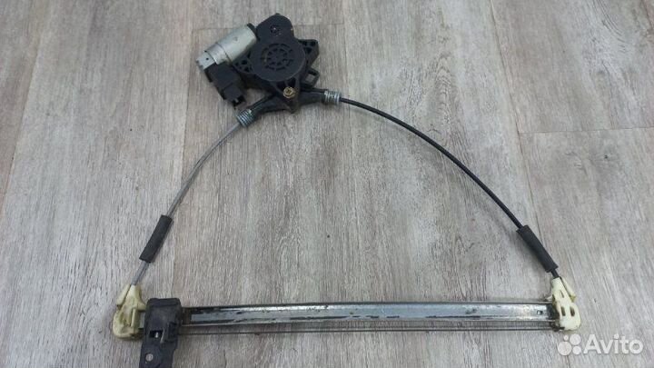 Стеклоподъемник задний правый Mazda 6 GG 2006