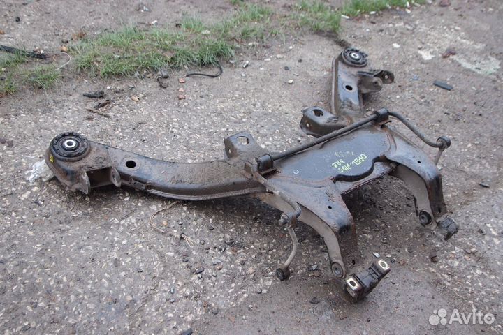 Подрамник задний на Опель Омега B