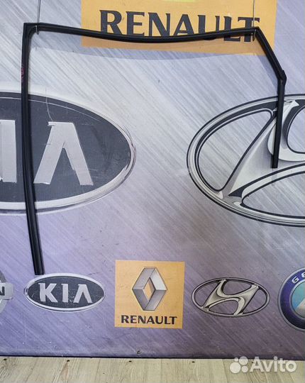 Уплотнитель зад проема стекла двери Kia sorento XM