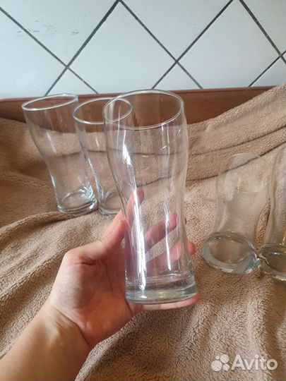 Кружки фарфоровые и стеклянные