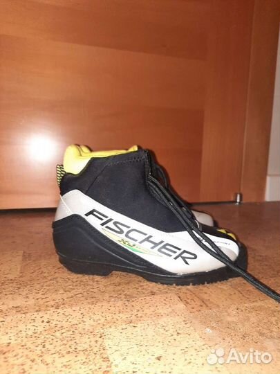 Лыжные ботинки детские fischer XJ sprint 33 размер