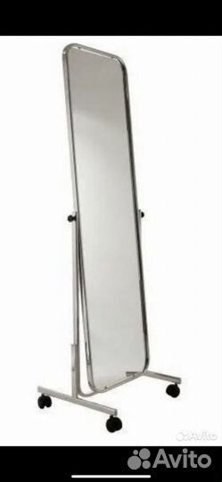 Зеркало напольное на колесиках