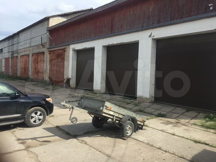 Гараж, > 30 м²