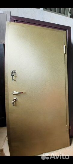 Стальная дверь с панелью мдф+порошковое покрытие