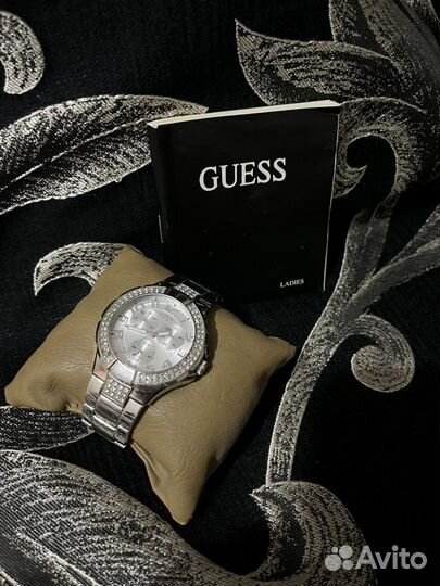 Часы наручные женские guess