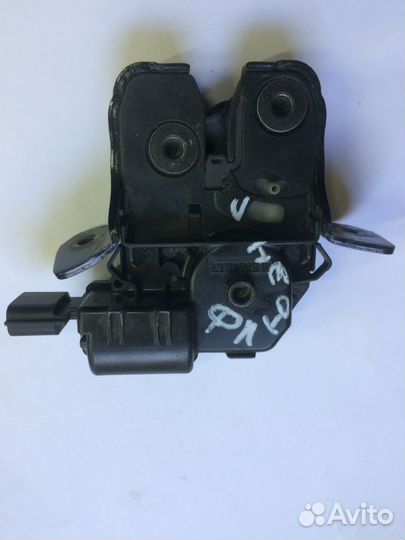 Рено флюенс замок багажника