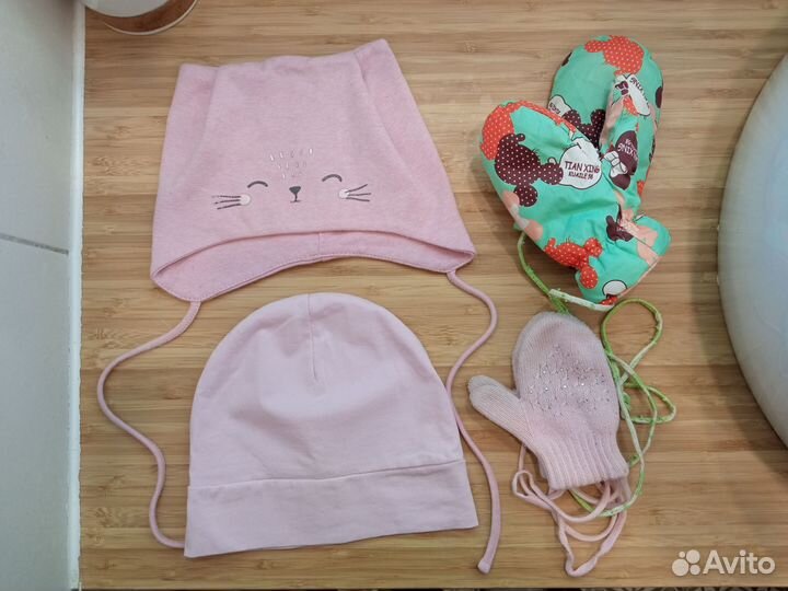 Шапочки 44-46 и варежки (1-2 года)