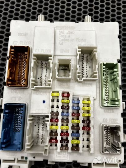 Блок bcm ford focus 3 высокой серии