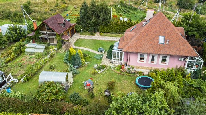 Дом 170 м² на участке 12 сот.