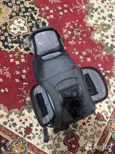 Зеркальный фотоаппарат