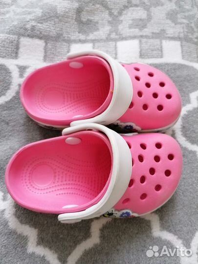 Детская обувь для девочек crocs