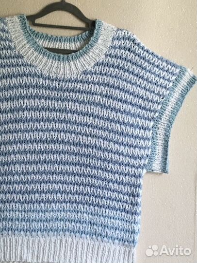 Жилет женский вязанный