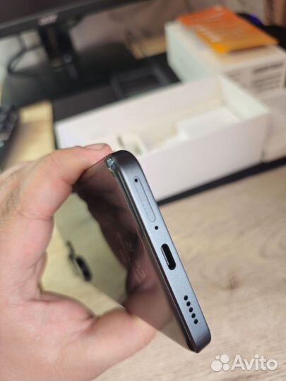 Xiaomi Redmi Note 13 Pro+, 8/256 ГБ