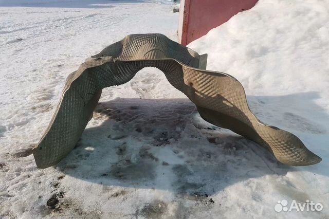 Теплозащитный экран топливного бака VW Tiguan